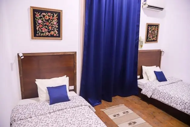 Basic İki Ayrı Yataklı Oda