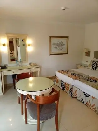 Classic Room – Garden View
