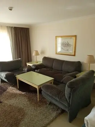 Family Room – Garden View
