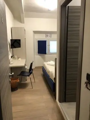 Comfort Büyük Yataklı Tek Kişilik Oda