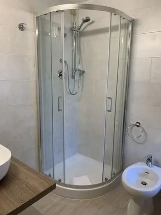 Comfort Büyük Yataklı Tek Kişilik Oda