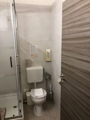 Comfort Büyük Yataklı Tek Kişilik Oda