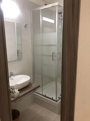 Comfort Büyük Yataklı Tek Kişilik Oda