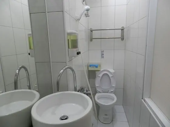 Economy Büyük Yataklı Tek Kişilik Oda