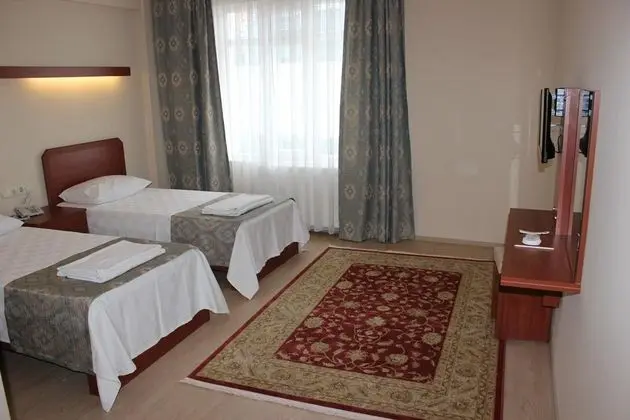 Twin, Şehir Manzaralı