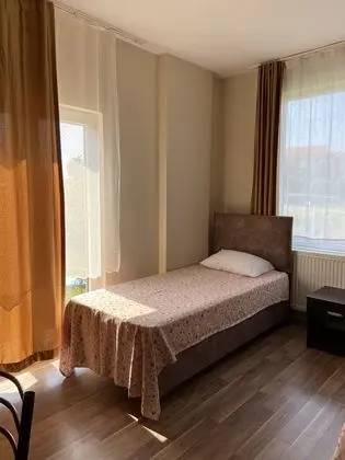 Stüdyo, 2 Tek Kişilik Yatak