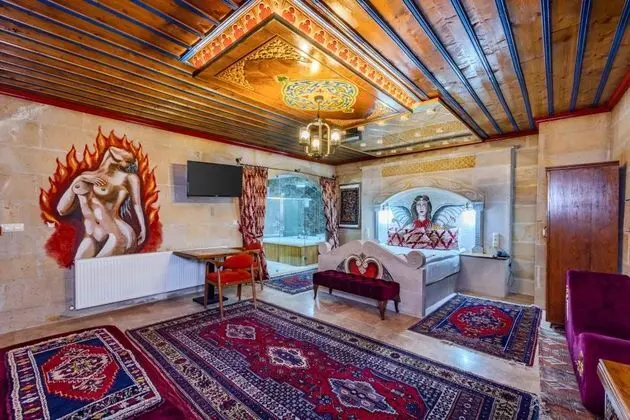 Jakuzili Balayı Odası, , Balkonlu
