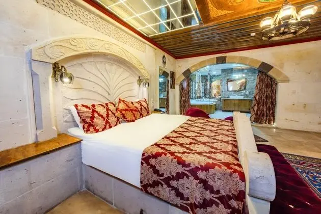 Jakuzili Balayı Odası, , Balkonlu