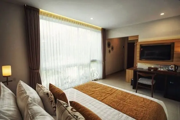 Deluxe Tek Büyük veya İki Ayrı Yataklı Oda