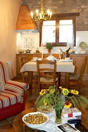 Ev, 2 Yatak Odası (La Botiga del Gra)