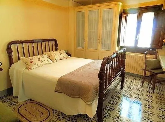 Tek Büyük Yataklı Oda, Ortak Banyo (El Sol de Tous )