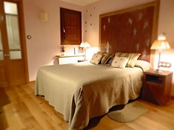 Tek Büyük Yataklı Oda (Señora de Tous)