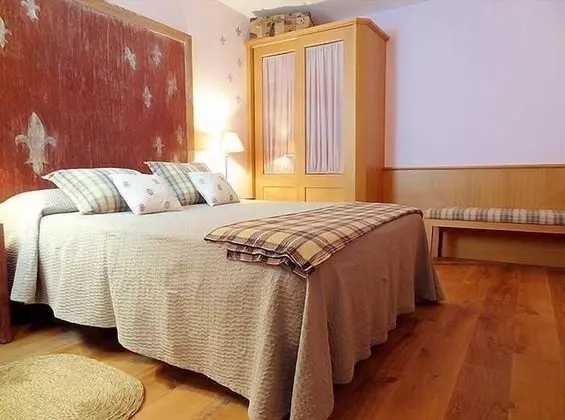 Tek Büyük Yataklı Oda (Señora de Tous)