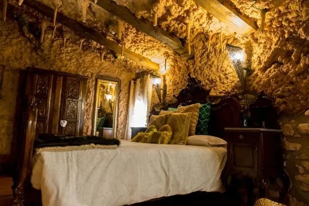 Tek Büyük Yataklı Oda