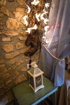 Tek Büyük Yataklı Oda, Üzüm Asması Manzaralı