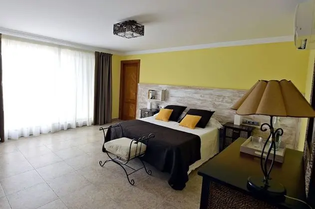 Comfort Tek Büyük Yataklı Oda (Cabernet)