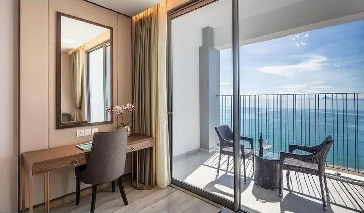 Stüdyo, Deniz Manzaralı