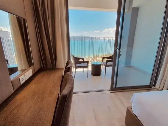 Stüdyo, Deniz Manzaralı