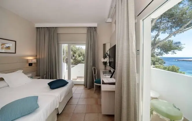 İki Ayrı Yataklı Oda, Balkon, Deniz Manzaralı