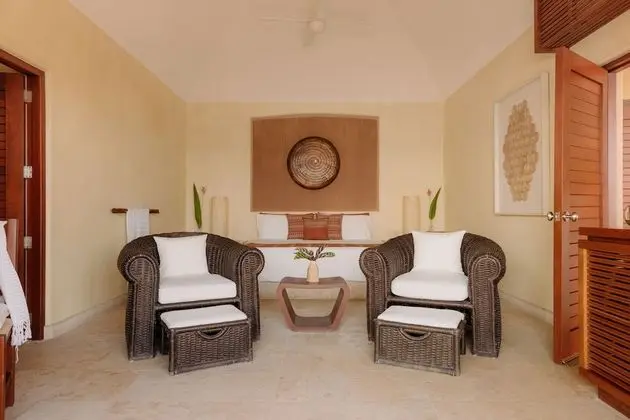 Cala de Mar Penthouse Master Suite