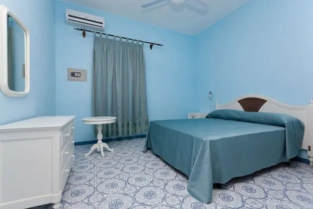 Tek Büyük Yataklı Oda, Deniz Manzaralı