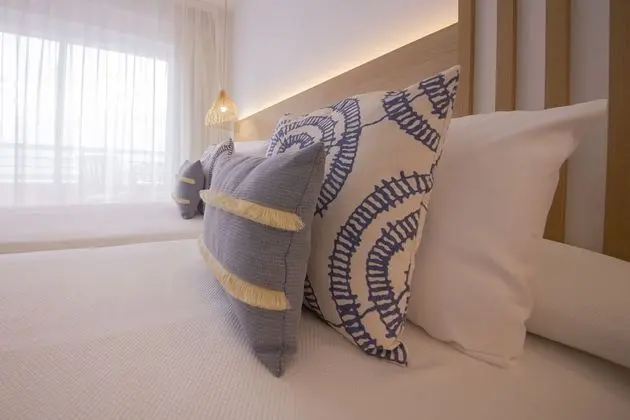 Üç Kişilik Oda, Deniz Manzaralı (2 Adults + 1 child)