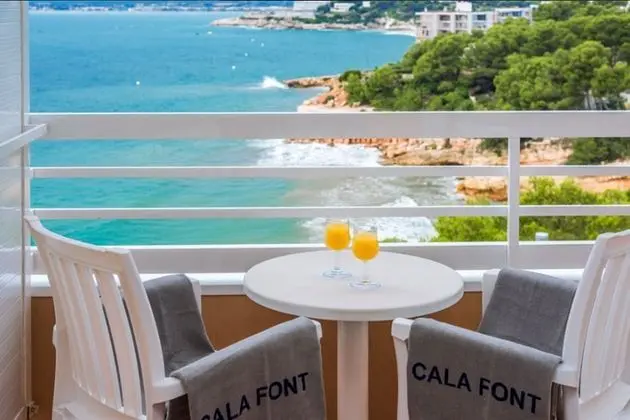 Üç Kişilik Oda, Deniz Manzaralı (2 Adults + 1 child)