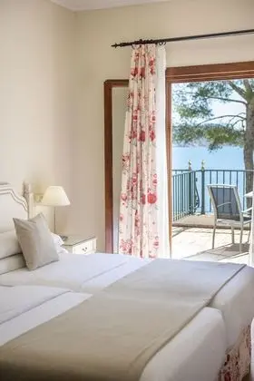 Tek Büyük Yataklı Oda, Balkon, Deniz Manzaralı