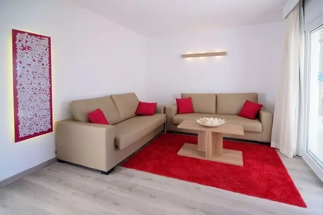 Apart Daire, Balkon, Bahçe Manzaralı