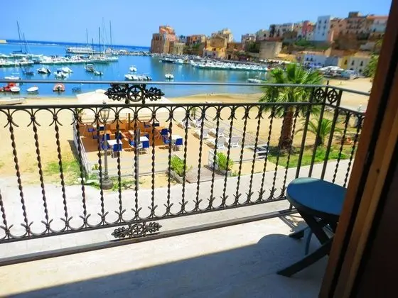 Oda, Balkon, Deniz Manzaralı