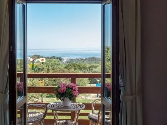 Standard Tek Büyük veya İki Ayrı Yataklı Oda, Deniz Manzaralı