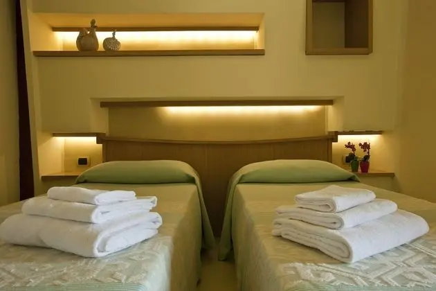 Tek Büyük veya İki Ayrı Yataklı Oda