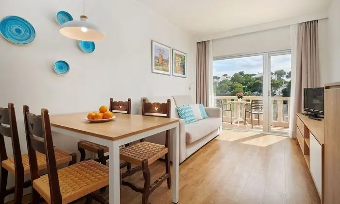Superior Apart Daire, 1 Yatak Odası, Balkon, Havuz Kenarı