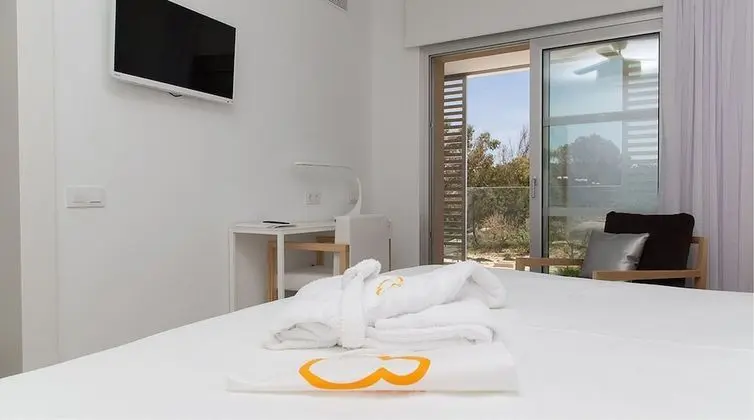 Standard Tek Büyük veya İki Ayrı Yataklı Oda, Balkon