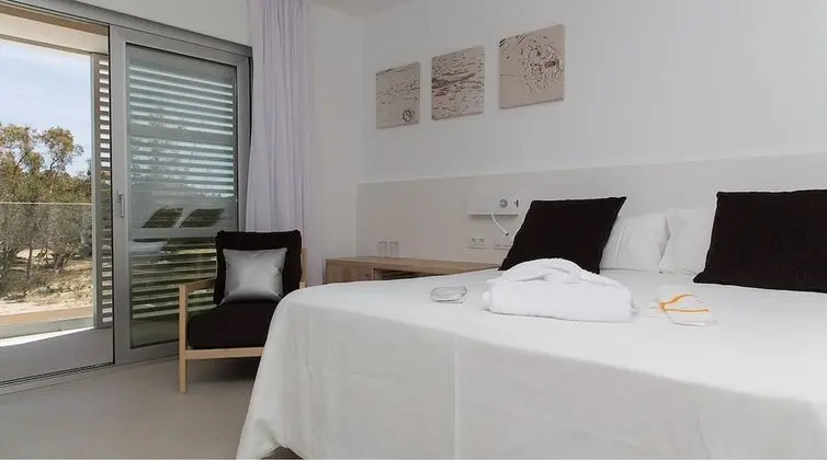 Standard Tek Büyük veya İki Ayrı Yataklı Oda, Balkon