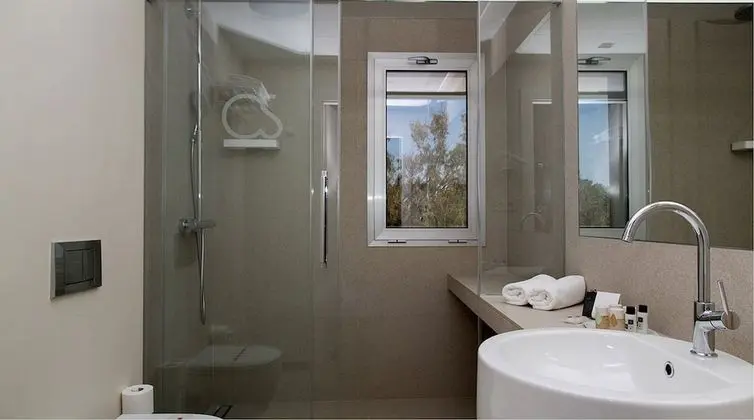 Standard Tek Büyük veya İki Ayrı Yataklı Oda, Balkon