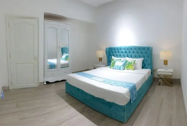 Villa (Diamond)