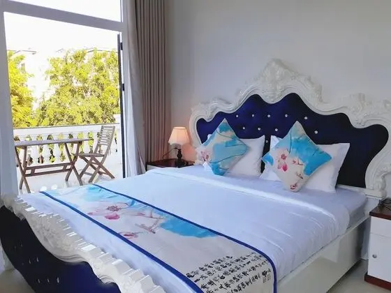 Villa (Loius & Annie)