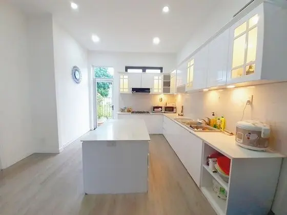 Villa (Loius & Annie)