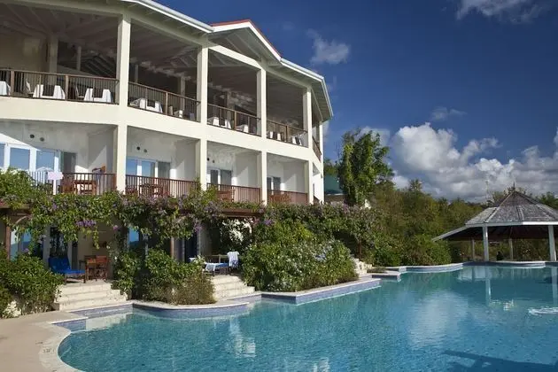 Swim-Up Junior Suite