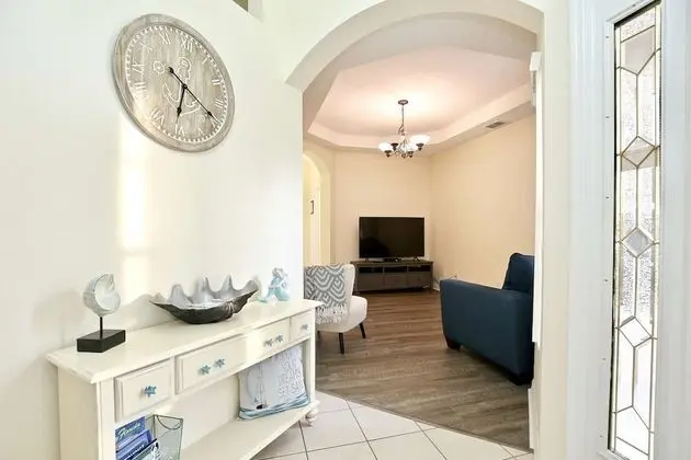 Villa (370 Calabay Parc)