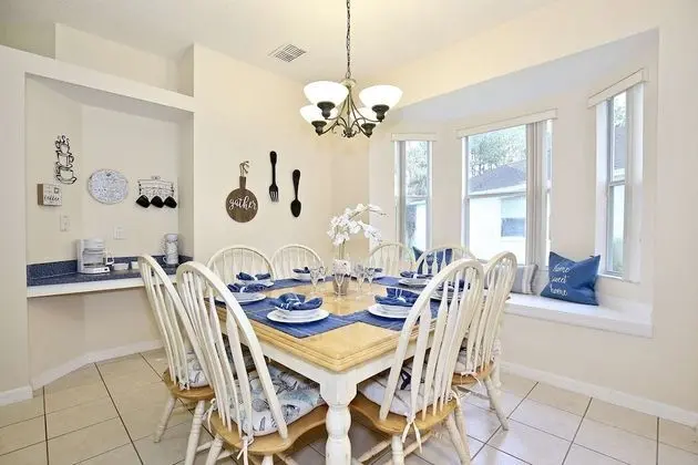 Villa (370 Calabay Parc)