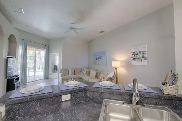 Villa (428 Calabay Parc)