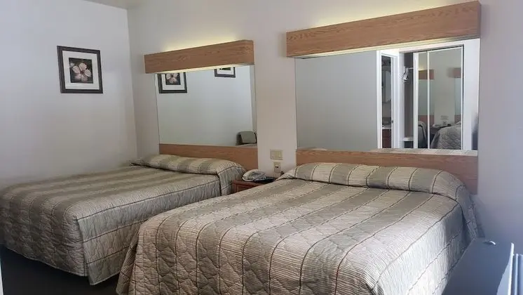 Standard Oda, 2 Büyük (Queen) Boy Yatak, Sigara İçilmez, Bahçe Manzaralı