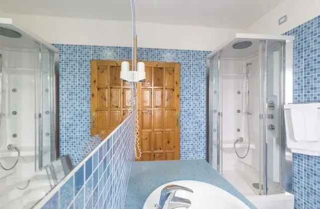 Classic Üç Kişilik Oda, Bahçe Manzaralı