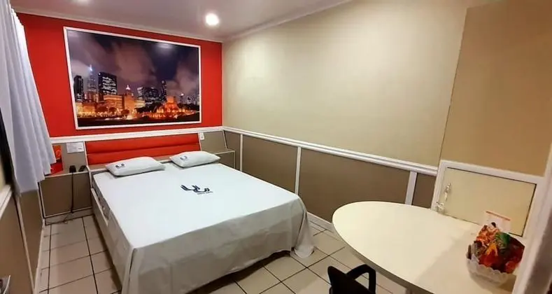 Standard Tek Büyük Yataklı Oda