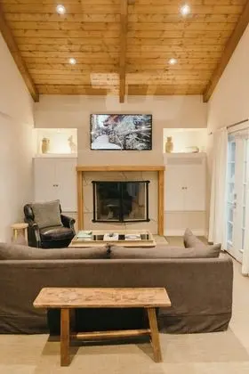 Signature Single Suite Cottage