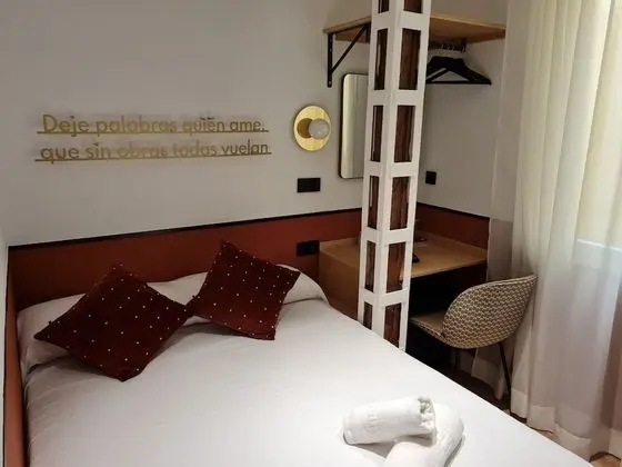 Economy Tek Büyük Yataklı Oda