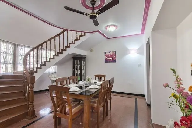 Grand Villa