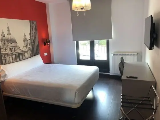 Tek Büyük Yataklı Oda